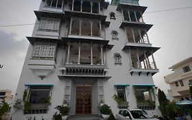 Khamma Ghani A Boutique Hotel